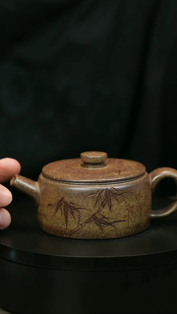 茶壶紫砂豪****号H2017李琴段泥竹刻汉瓦