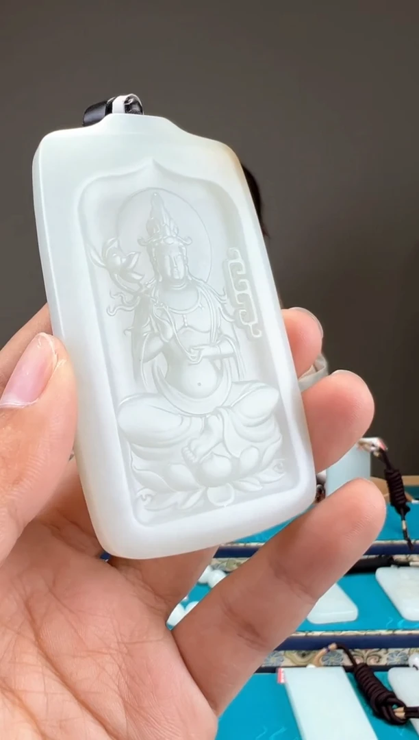 【闪购商品】和田玉颈饰未镶嵌1