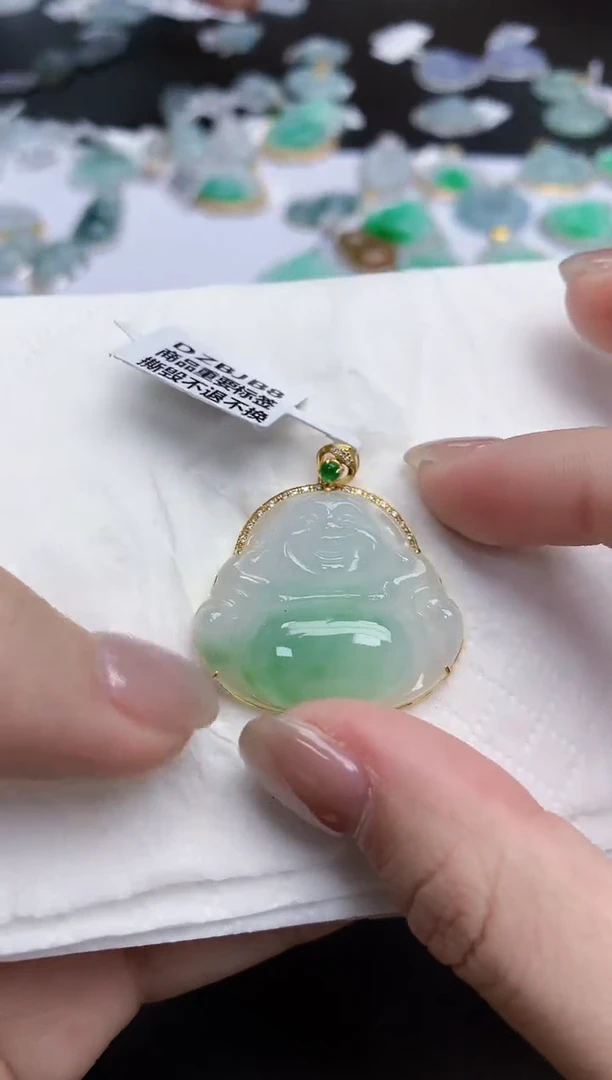【闪购商品】翡翠颈饰18K金镶嵌天然缅甸翡翠A货