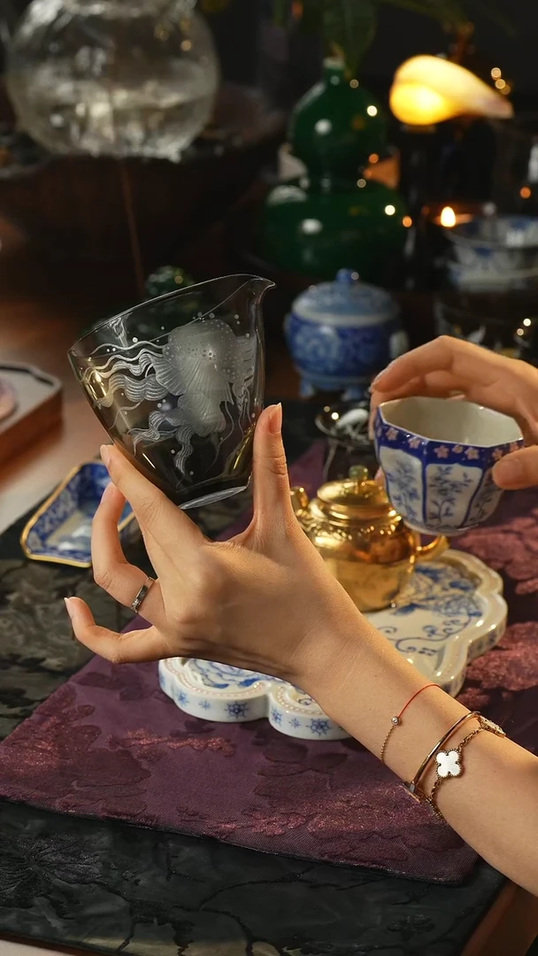 瓷片物肆