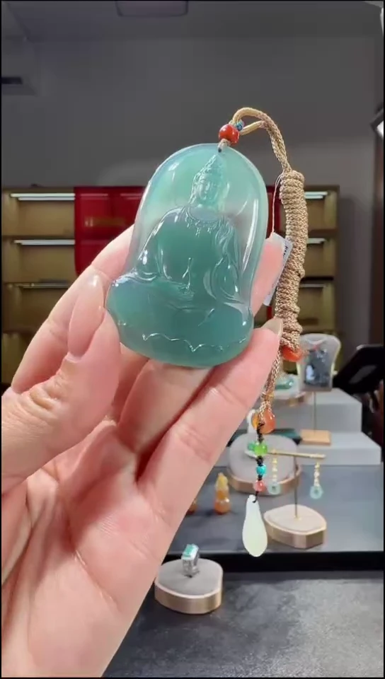 吊坠(不含链)未镶嵌翡翠观音