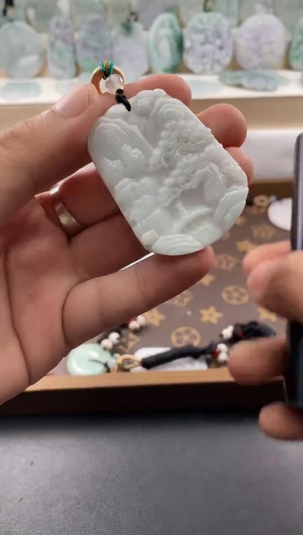 颈饰未镶嵌翡翠....10/11/.369