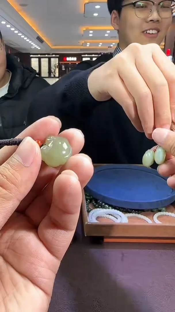 未镶嵌和田玉挂件【陆1211】81 7021