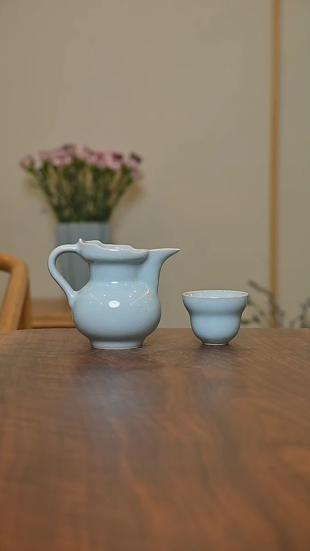 僧帽公道+葫芦杯 天青 微瑕 无款