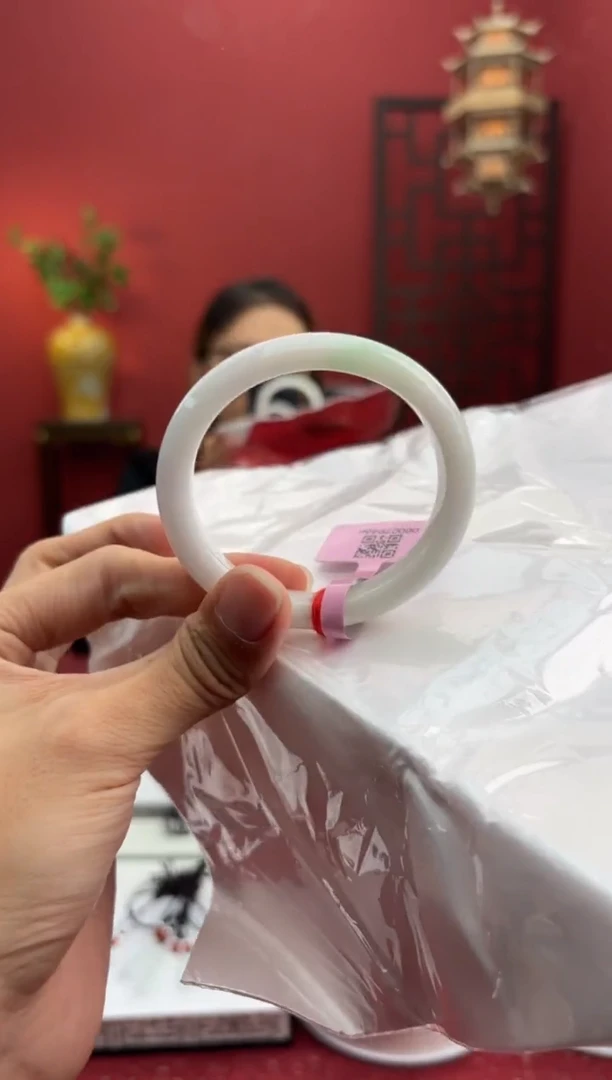 未镶嵌手镯（贵妃镯）翡翠翡翠手镯13