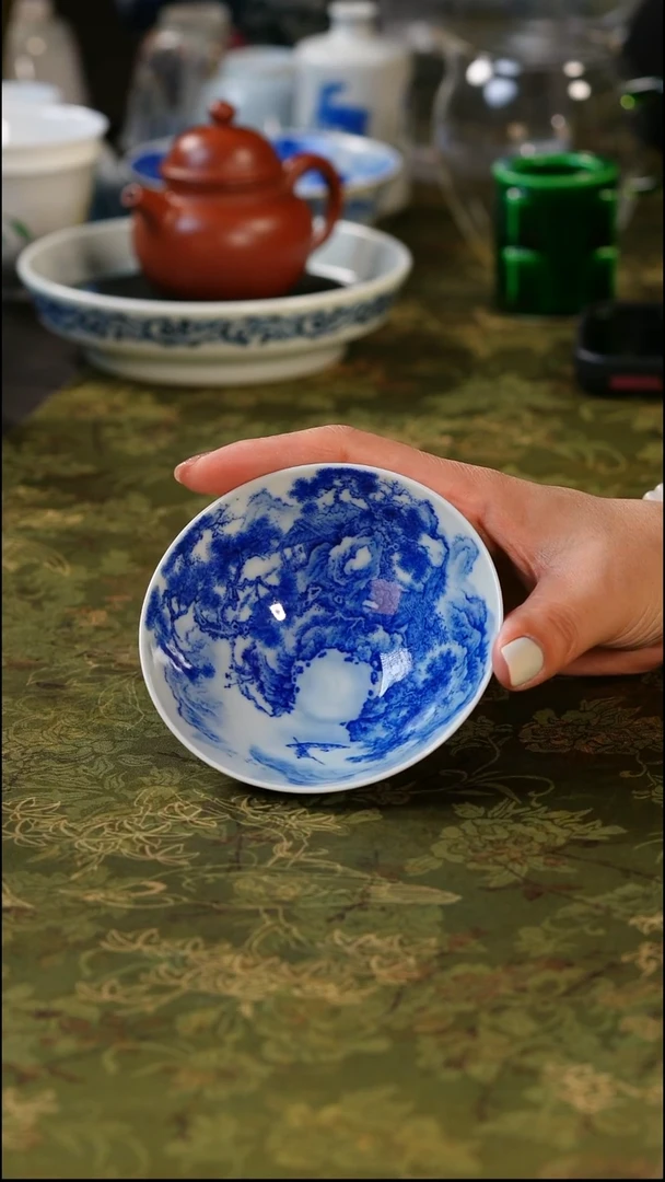 其他志军亲工寒石寻友青花杯