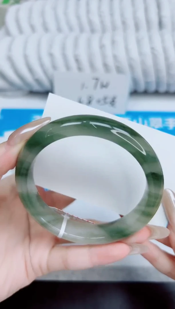 未镶嵌手镯石英质玉125/60