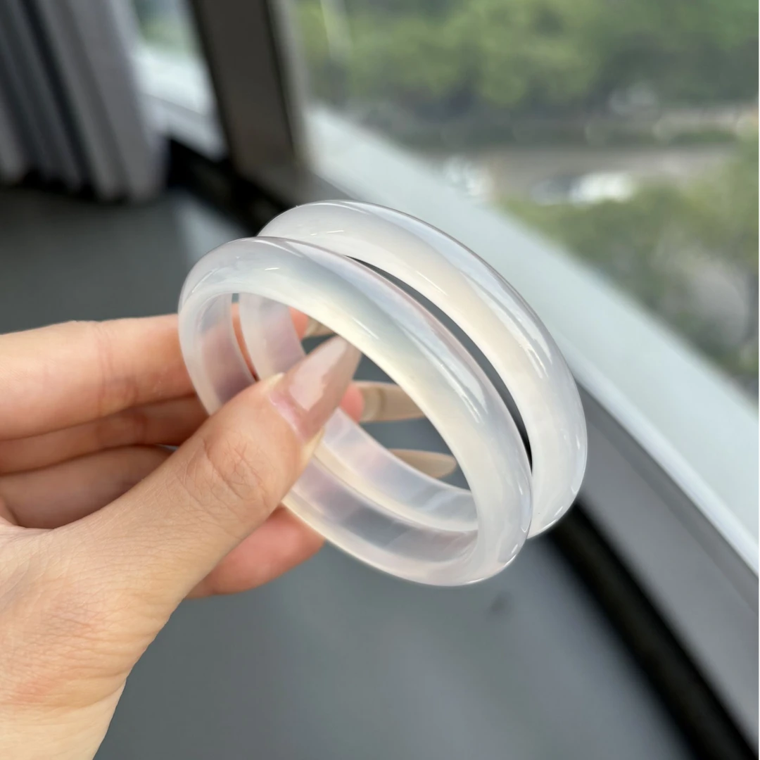 白冰白月光玛瑙玉髓手镯高冰纯天然透七夕礼物多样性发货拍一发一