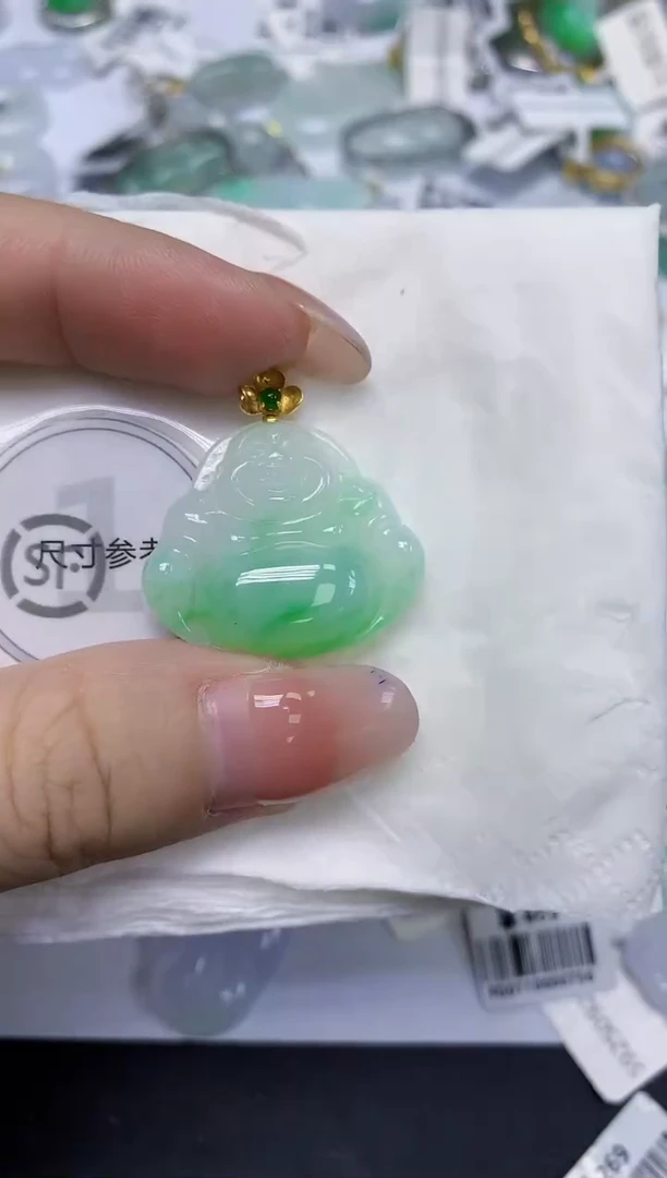 颈饰18K金镶嵌翡翠天然缅甸翡翠A货百元以上9元证书费自理