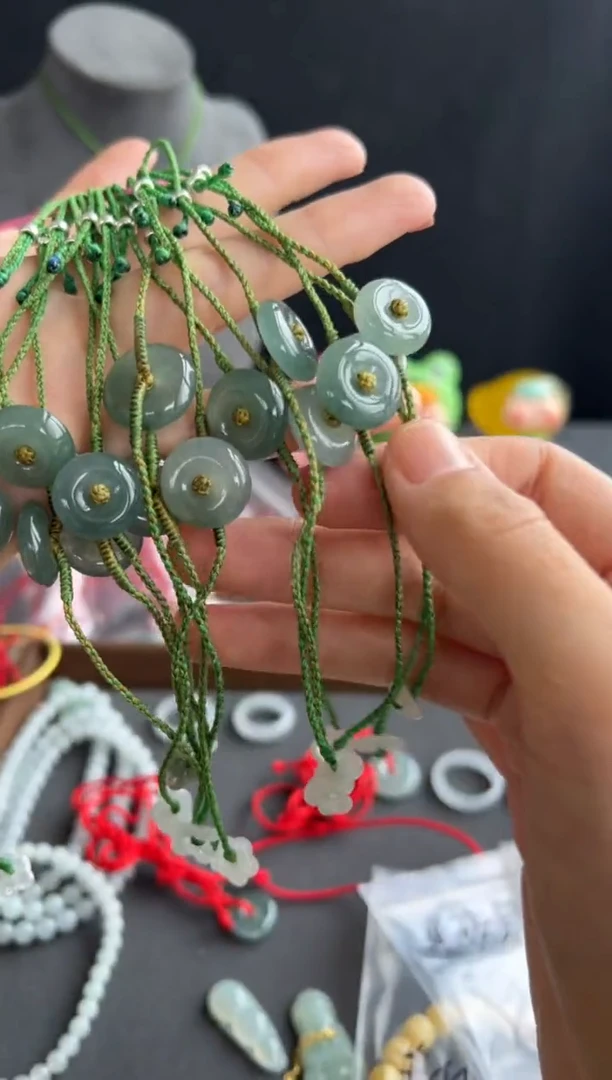 翡翠未镶嵌颈饰306买断多样性发一