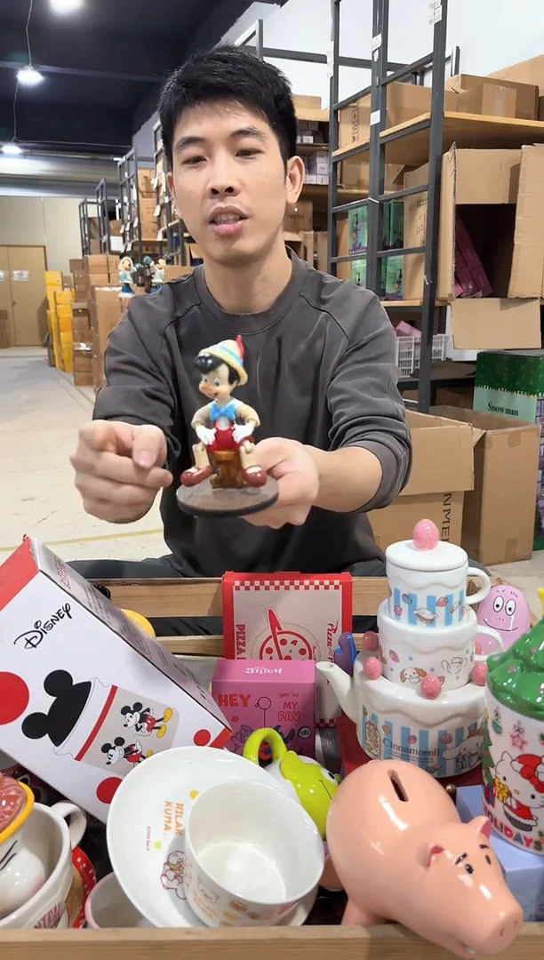 其他匹诺曹摇头摆件