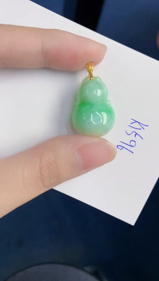 颈饰未镶嵌翡翠天然翡翠缅甸A货