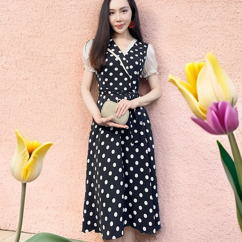 绣玥气质V领波点鱼尾斜摆连衣裙气质款连衣裙夏季时尚显瘦收腰