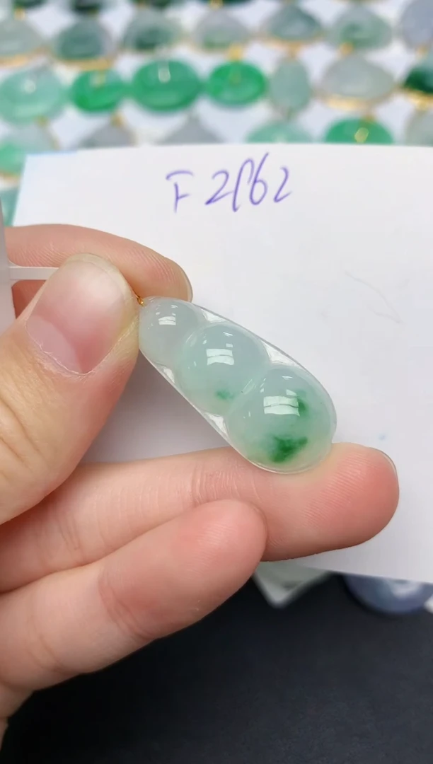 颈饰18K金镶嵌翡翠天然缅甸A货翡翠百元以上9元证书费自理