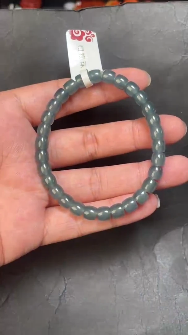 未镶嵌手串翡翠100