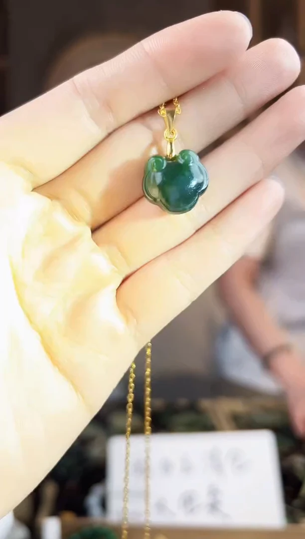 颈饰未镶嵌和田玉拍一发一，多样性发货