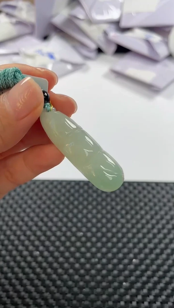 颈饰未镶嵌翡翠4225 豆子