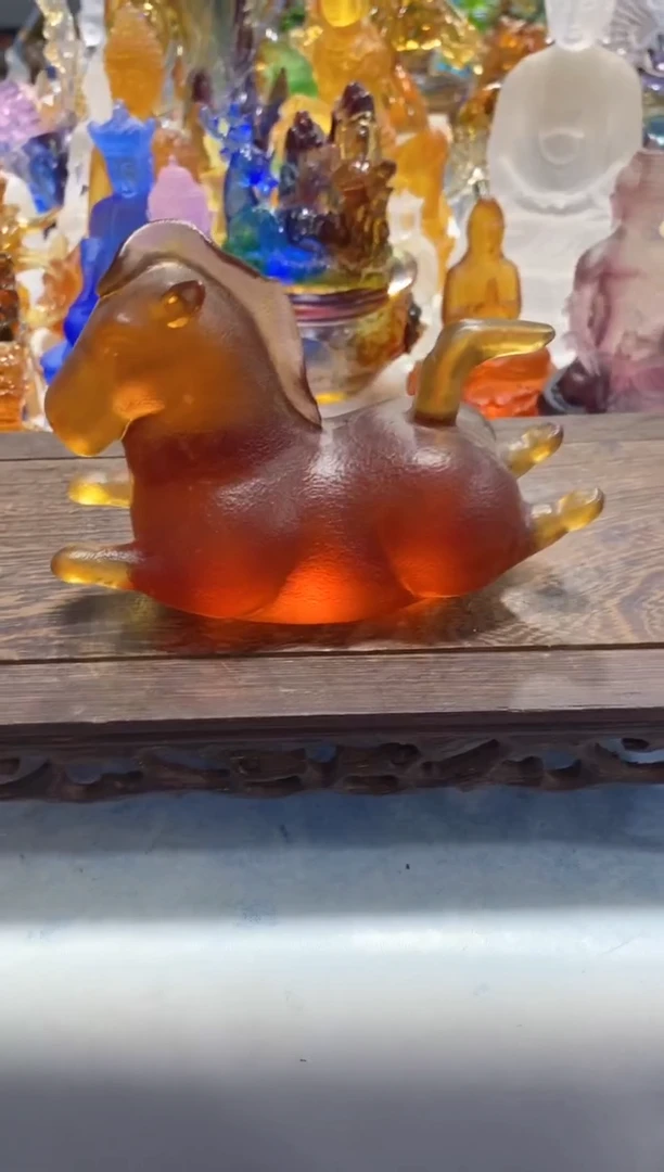 手工艺品琉璃748唐马微瑕 手工艺品 古法琉璃 加以罚十