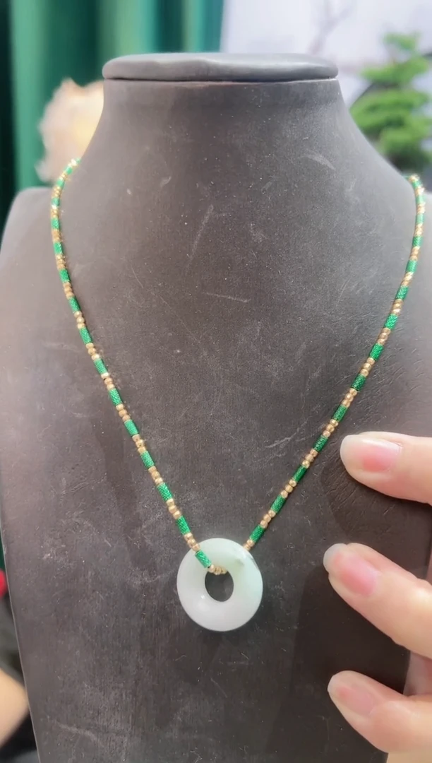 【闪购商品】翡翠颈饰银S925镶嵌8888888888888