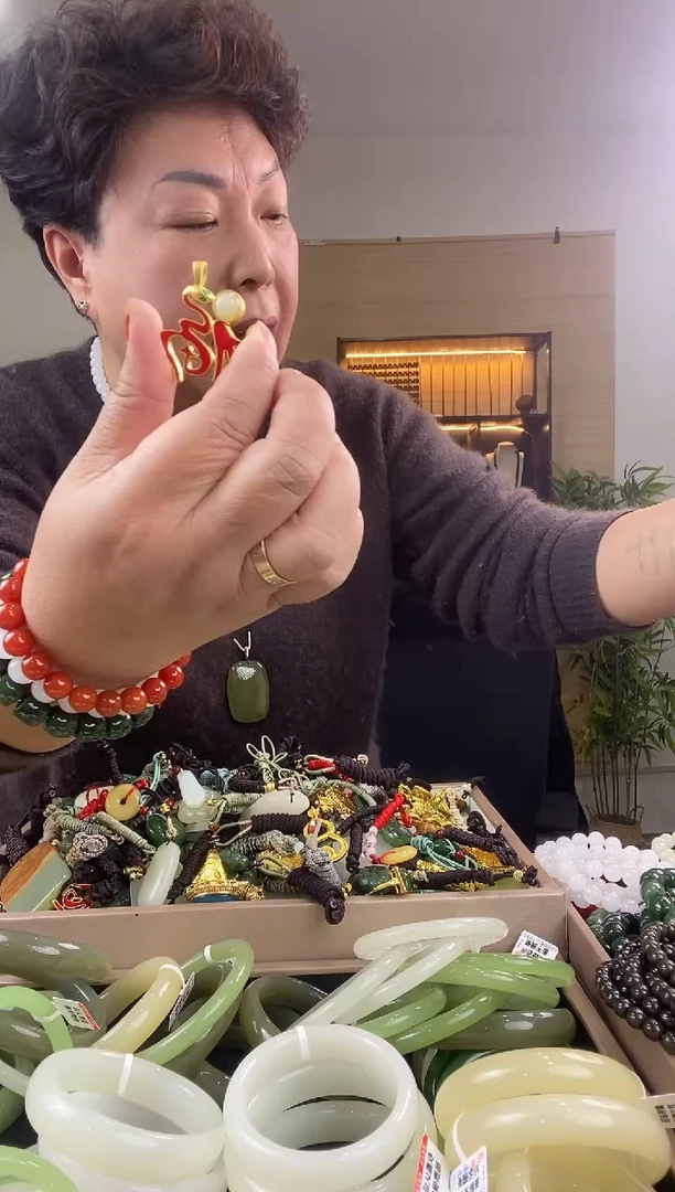 颈饰未镶嵌和田玉多样性拍一发一  25