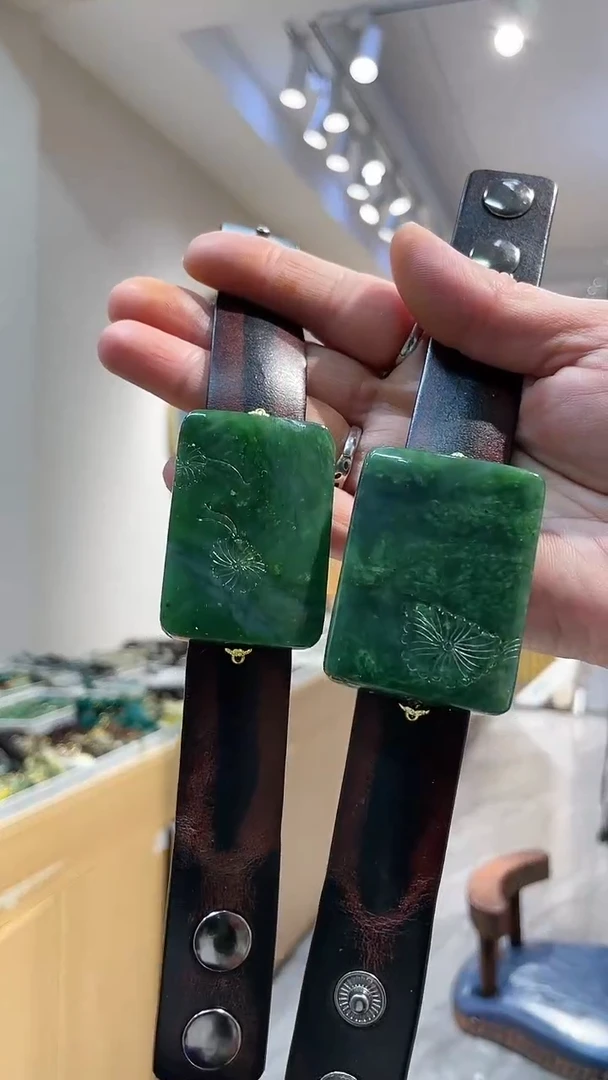 【闪购商品】和田玉手牌未镶嵌雕花手牌多样式发货只发一个