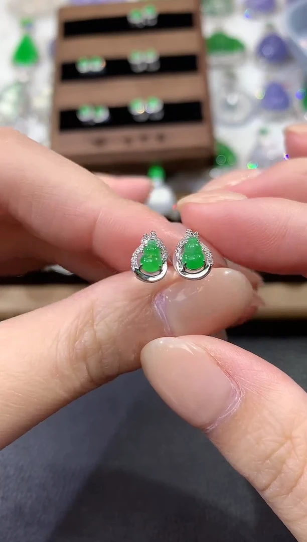 18K金镶嵌翡翠耳饰A14 多样性发货一件