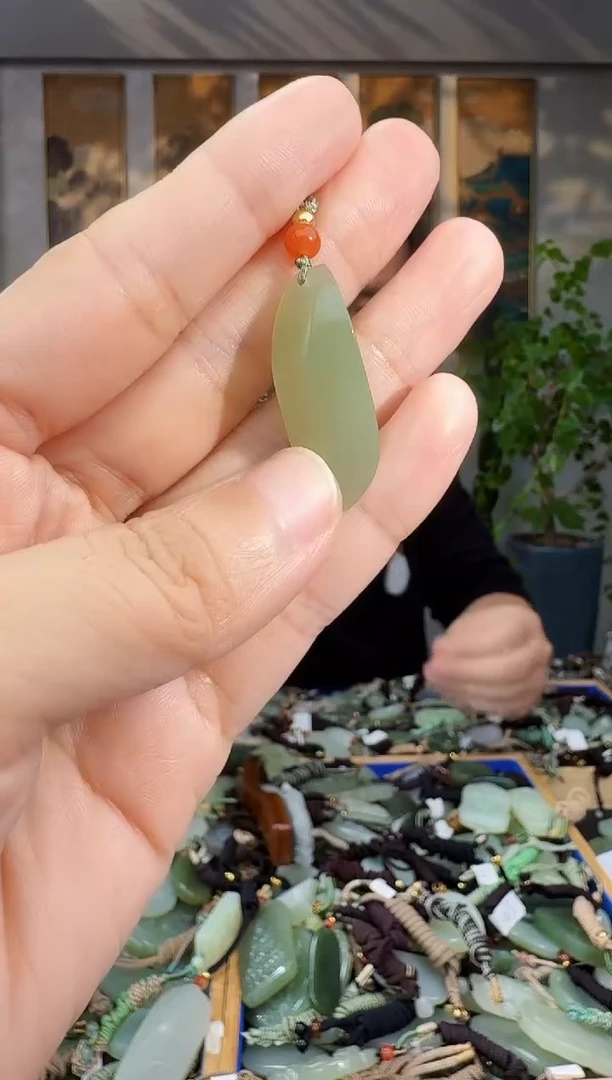 未镶嵌和田玉挂件拍一发一拍一发一