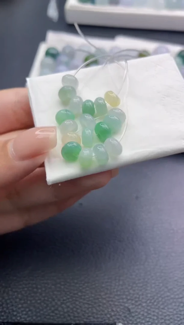 定制翡翠未镶嵌A****?9961