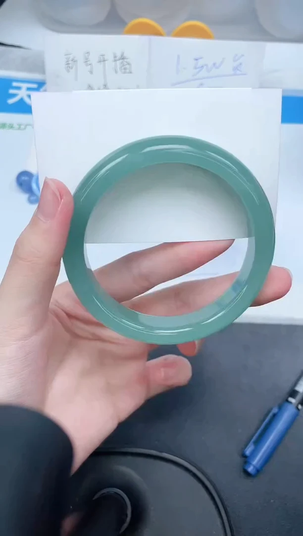 石英质玉手镯未镶嵌155-61.5