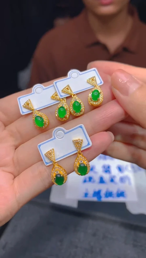 【闪购商品】定制翡翠未镶嵌100多样性发货（发其一）