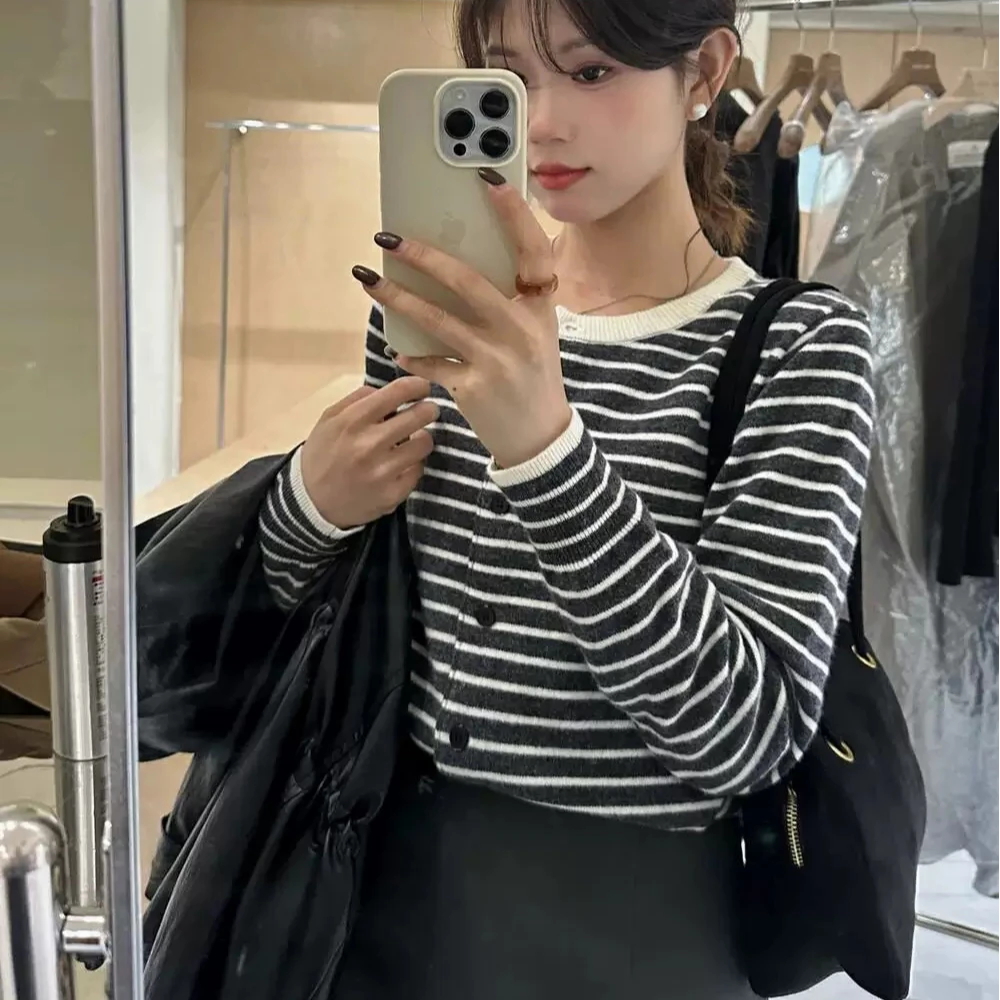 订单款！量少！【鸡蛋开衫】韩版时尚长袖针织外套 UM-2504