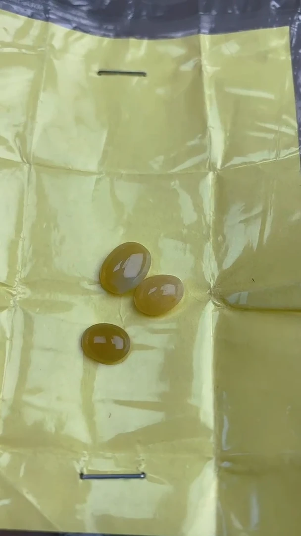 【闪购商品】翡翠耳饰未镶嵌天然A货翡翠201