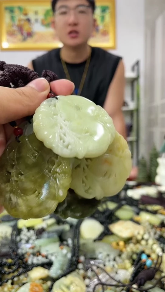 岫玉未镶嵌挂件   多样性发货其中发一件