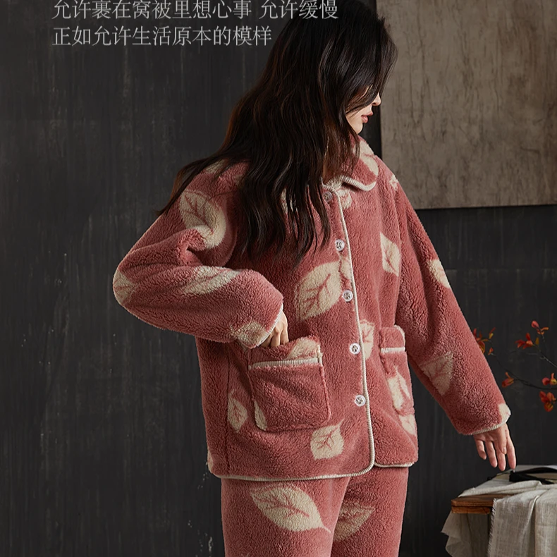 睡衣女秋冬款冬季珊瑚绒家居服法兰绒加厚款冬天大码加绒保暖套装