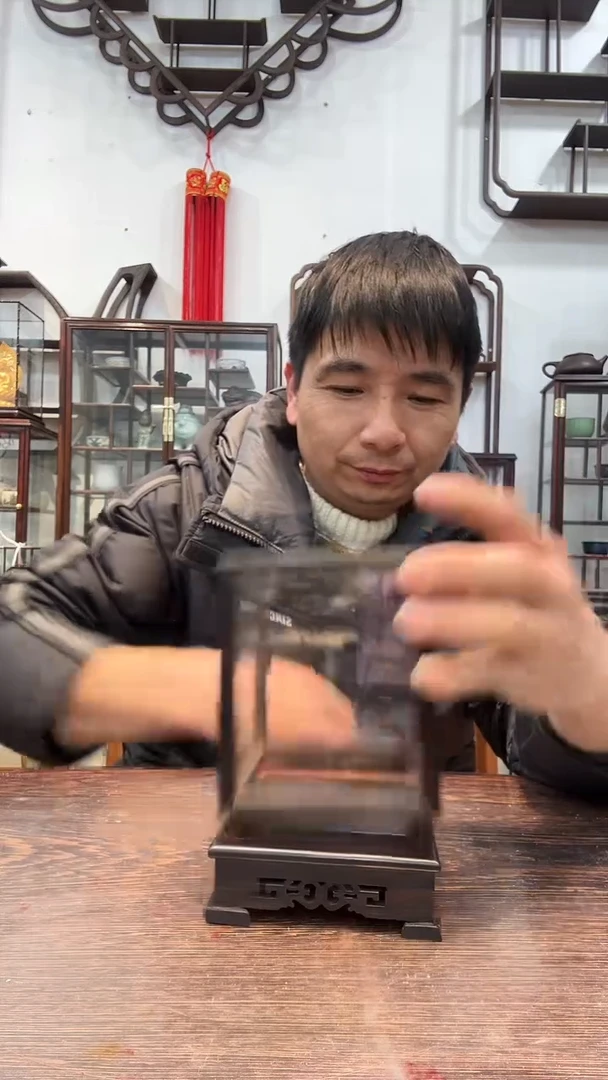 【闪购商品】红酸枝木类木艺玻璃罩055