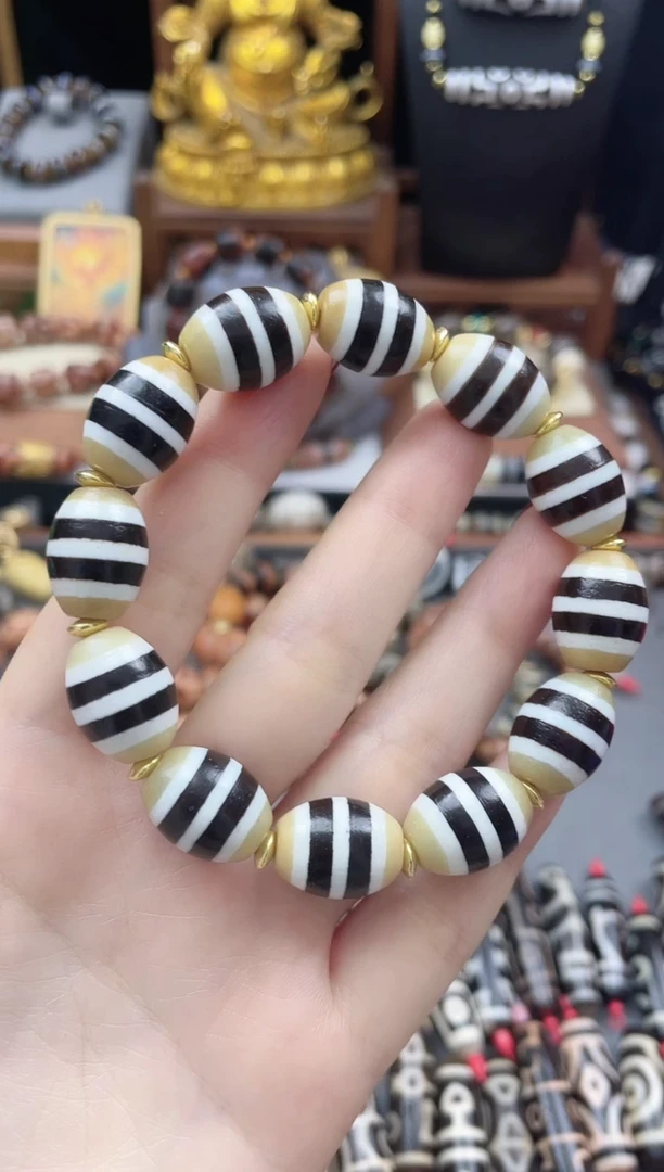 未镶嵌珠珠玛瑙/玉髓双线药师手串