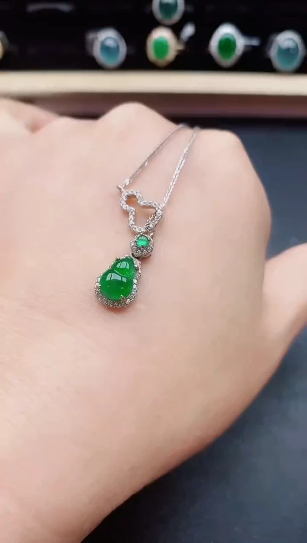 翡翠银S925镶嵌吊坠(赠链)32132