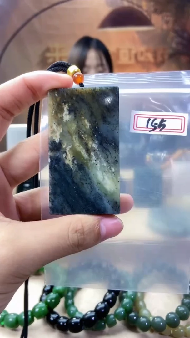 未镶嵌和田玉挂件1
