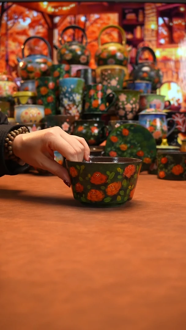 油画    釉下彩   碗