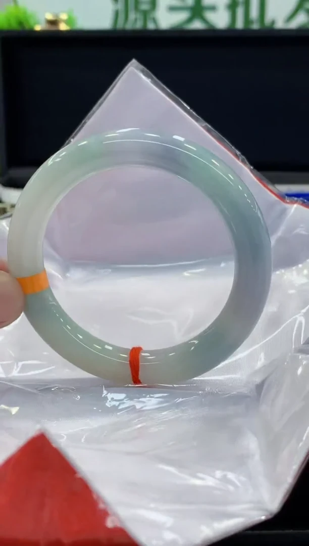 未镶嵌手镯翡翠翡翠手镯