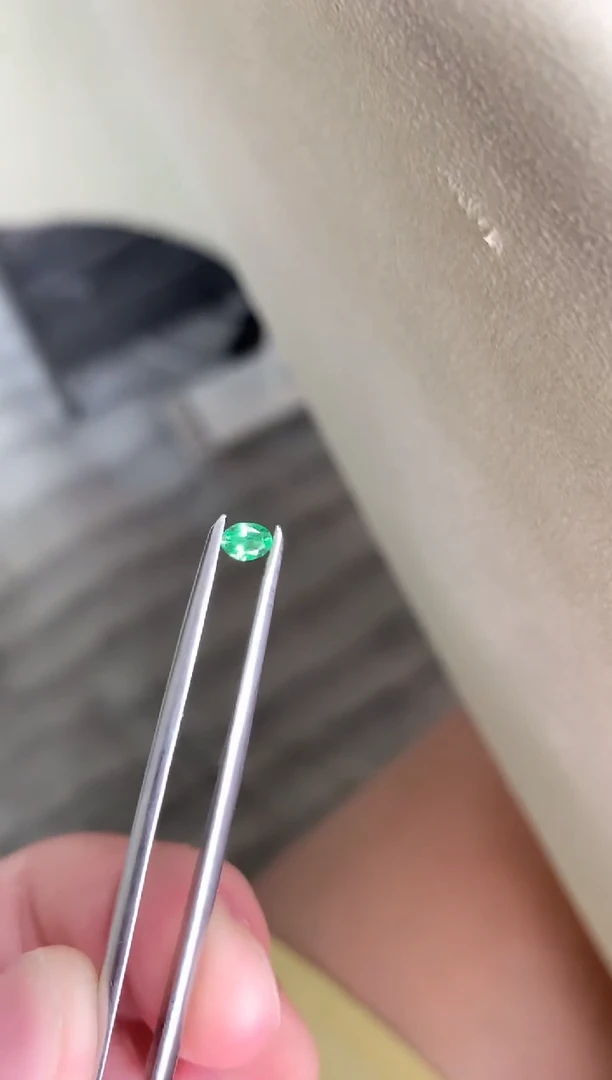 石榴石（沙弗莱）裸石未镶嵌裸石