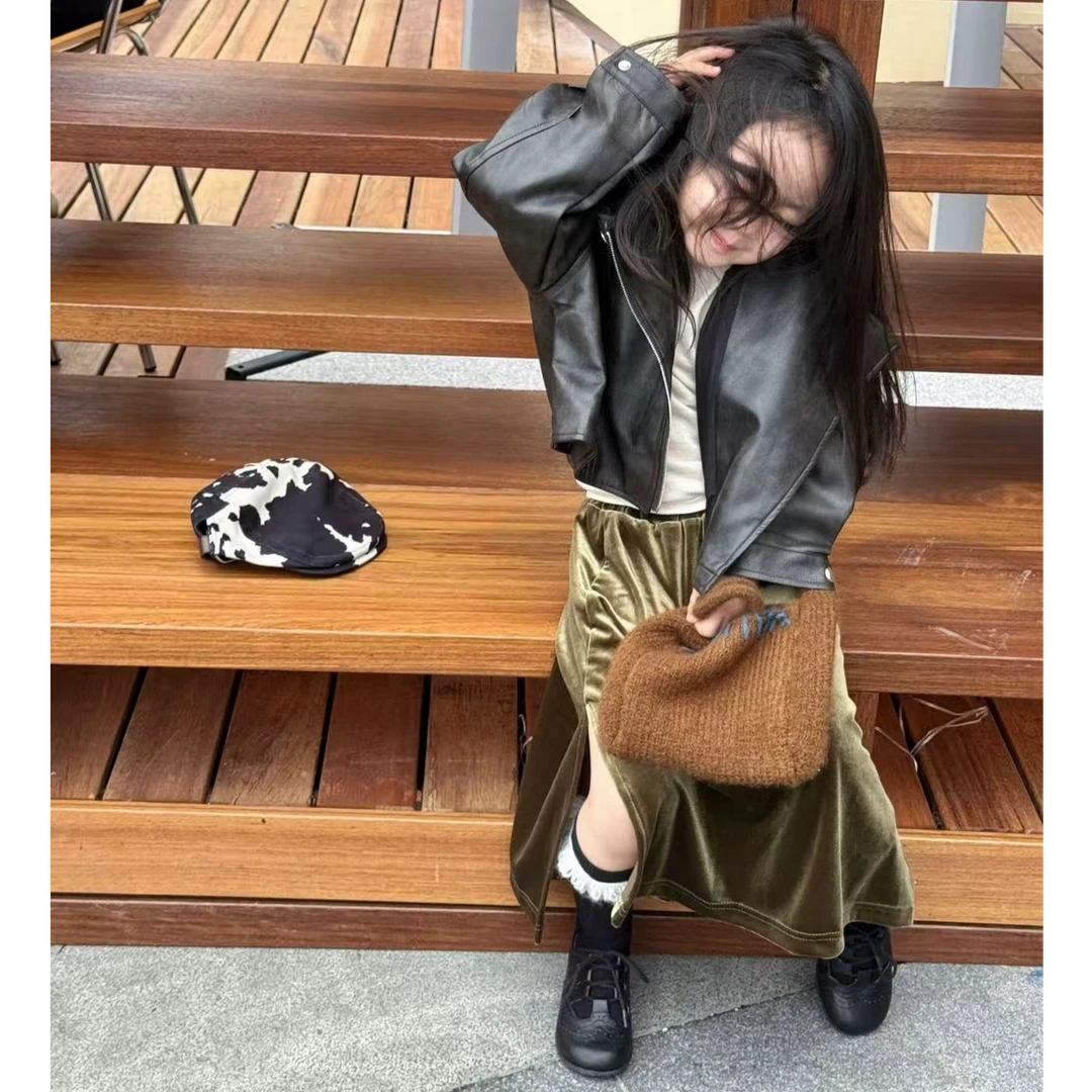 小思家女童2025秋季新款韩版洋气甜酷短款皮衣外套开叉半身裙套装