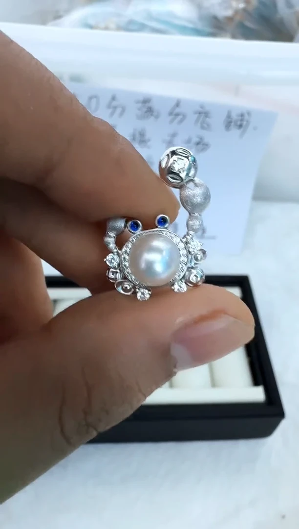 【闪购商品】海水珍珠颈饰银S925镶嵌吊坠