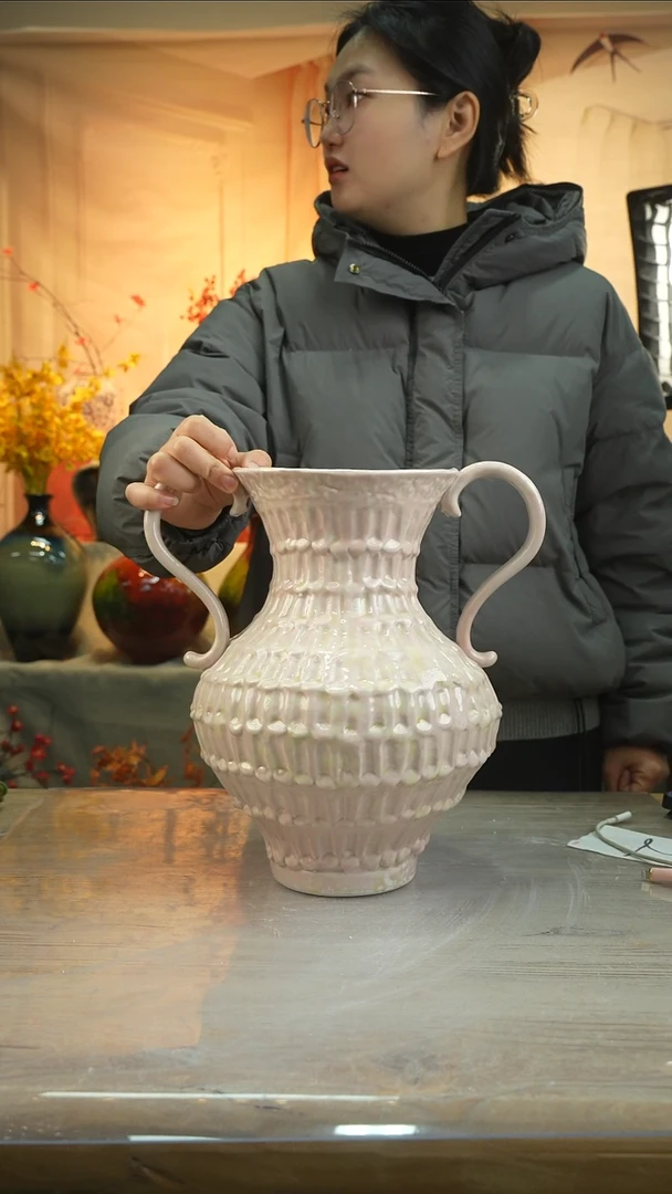 高 度31口  径16花瓶