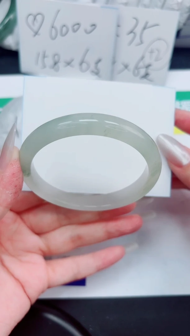 石英质玉手镯未镶嵌0106-60