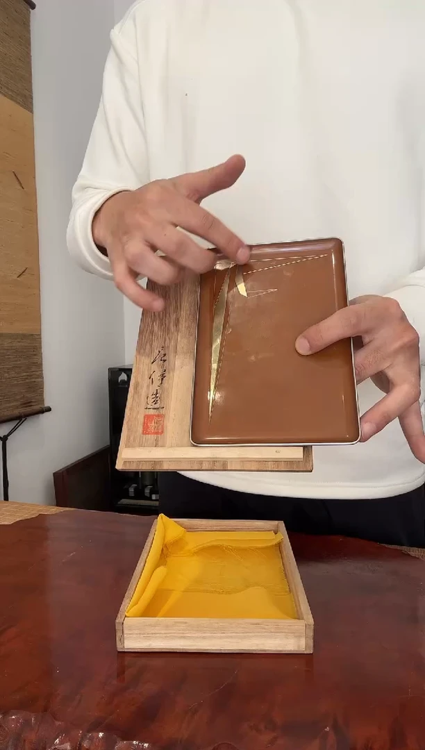 瓷片中古品默认微瑕，谨慎下单。