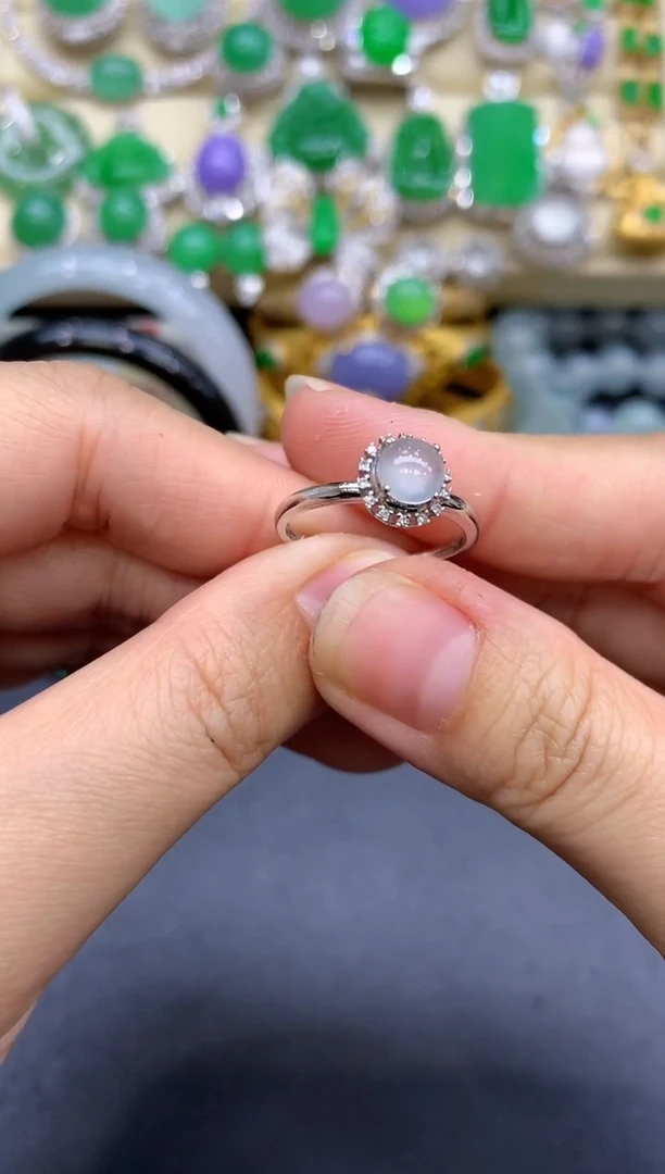 18K金镶嵌戒指翡翠97-中国好珍宝