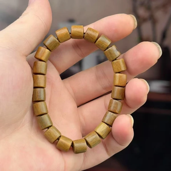 绿檀桶珠手串0.8*0.8（无礼盒）K99