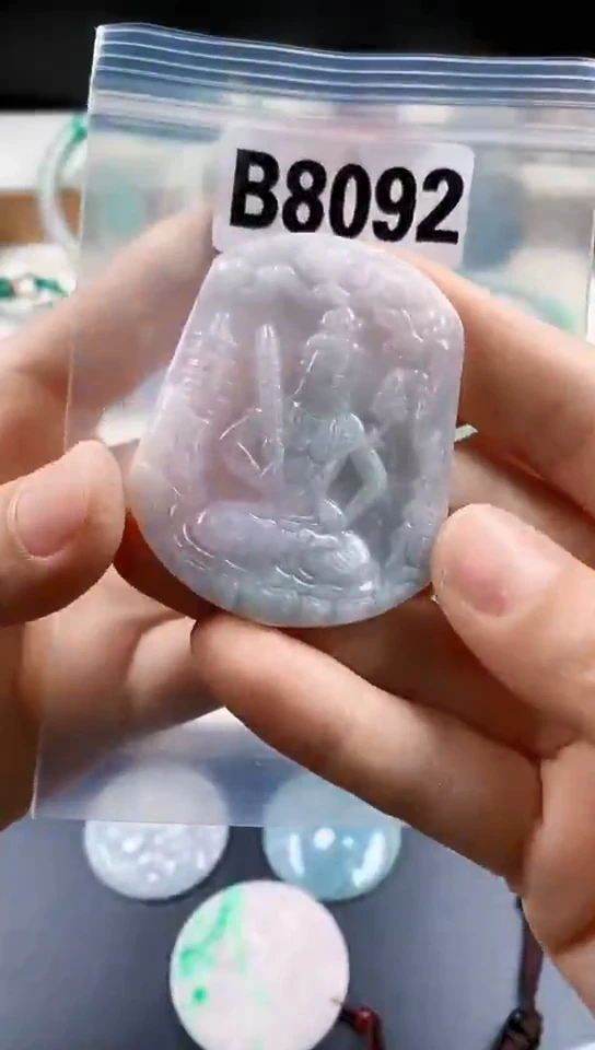 颈饰未镶嵌翡翠天然翡翠吊坠挂件