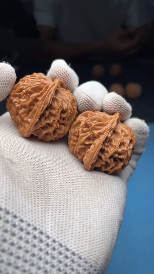 桃核把件A66  37  苹果